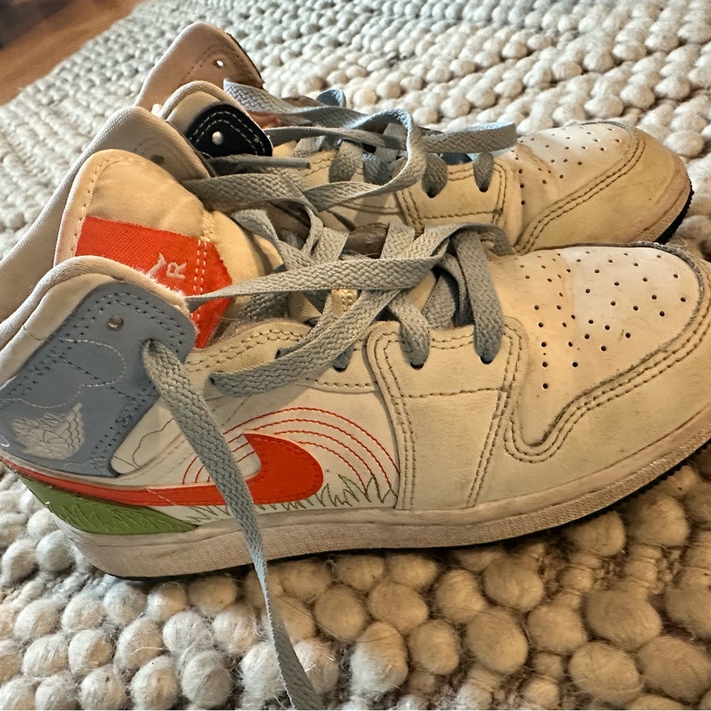 Nike Kids' Multicolor High Top Sneakers